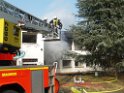 Feuer in leerstehenden Firmengebaeude Koeln Ostheim P08